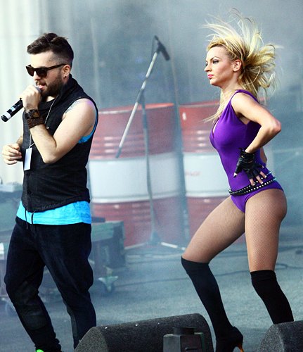 play-win-concert-fhm-music-15