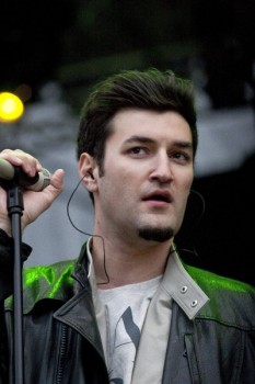 smiley_06-05-2011alex_chelba-3