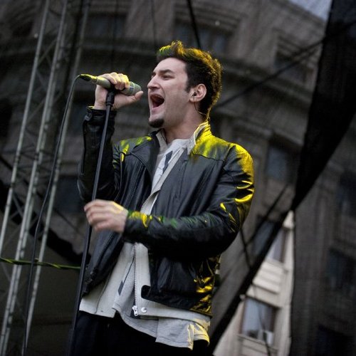 smiley_06-05-2011alex_chelba-4