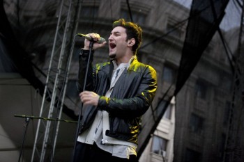 smiley_06-05-2011alex_chelba-4