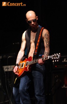 vh2-concert-the-silver-church-11