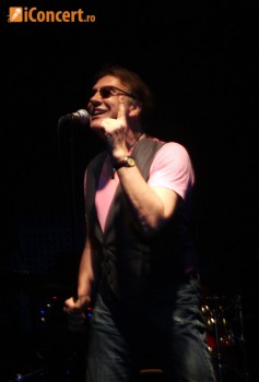 vh2-concert-the-silver-church-2