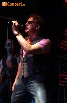 vh2-concert-the-silver-church-3