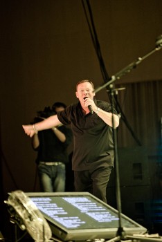 ali-campbell-ub40-bucharest-live-concert-1