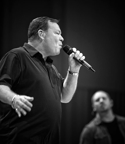 ali-campbell-ub40-bucharest-live-concert-4