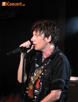 mr-big-hard-rock-cafe-bucharest-concert-2