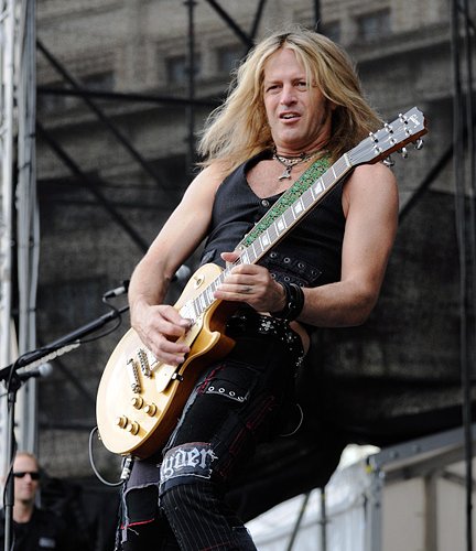3-whitesnake-rock-the-city-2011-live-concert-24