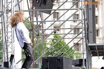 3-whitesnake-rock-the-city-2011-live-concert-7