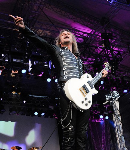 4-judas-priest-rock-the-city-2011-live-concert-30