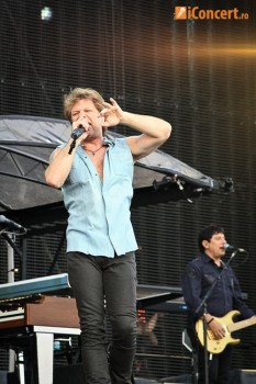 bon-jovi-live-concert-bucharest-2011-33