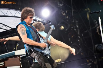 bon-jovi-live-concert-bucharest-2011-34