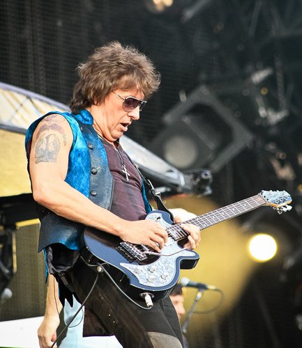 bon-jovi-live-concert-bucharest-2011-38