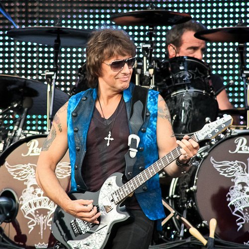 bon-jovi-live-concert-bucharest-2011-48