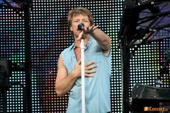 bon-jovi-live-concert-bucharest-2011-49