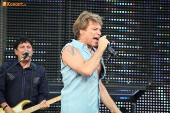bon-jovi-live-concert-bucharest-2011-52