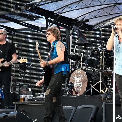 bon-jovi-live-concert-bucharest-2011-57