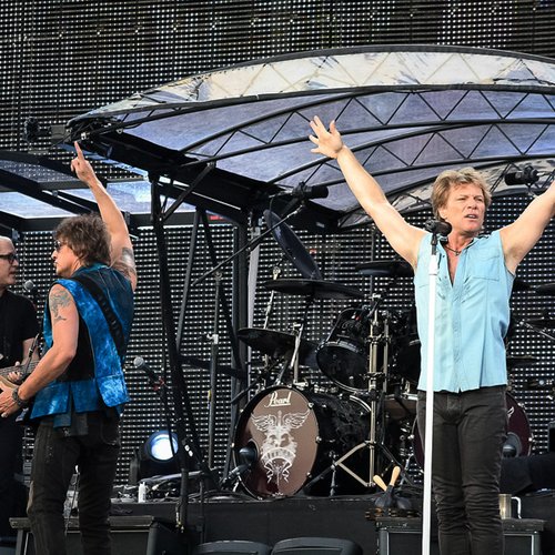 bon-jovi-live-concert-bucharest-2011-58