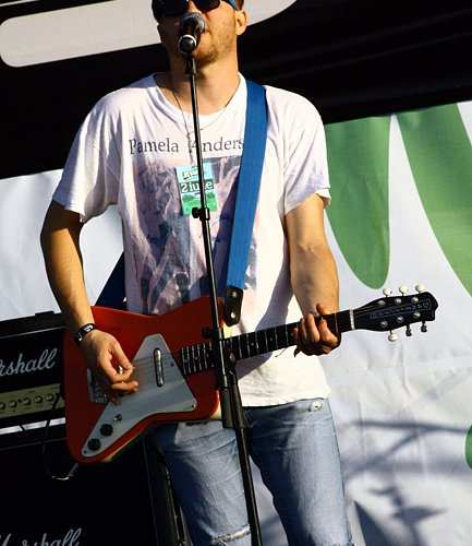 mesquins-bestfest-2011-live-concert-3