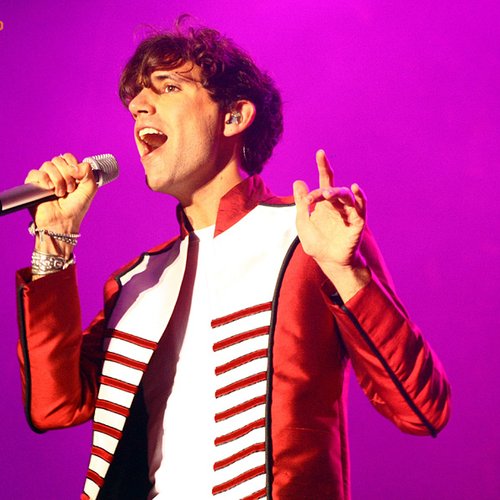mika-bestfest-2011-live-concert-13