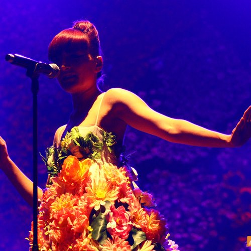 mika-bestfest-2011-live-concert-16