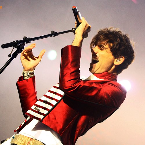 mika-bestfest-2011-live-concert-5