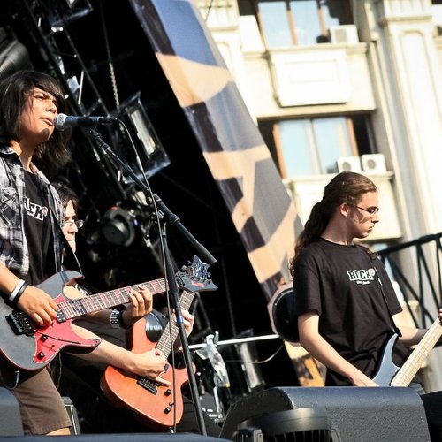 quantiq-deschidere-bon-jovi-bucuresti-2011-3