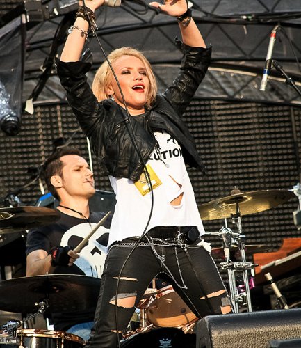 stillborn-deschidere-bon-jovi-bucuresti-21