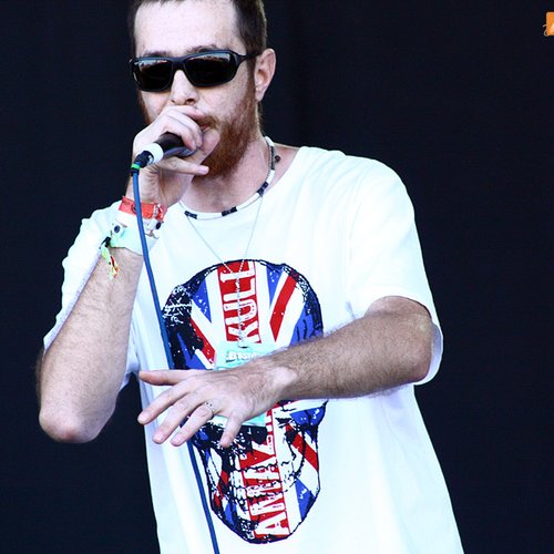 suie-paparude-bestfest-2011-live-concert-2