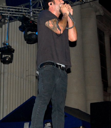 4-deftones-live-concert-bucharest-2011-8