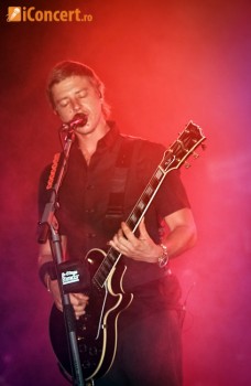 4-interpol-live-concert-summer-well-2011-bucharest-3