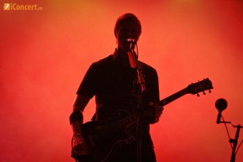 4-interpol-live-concert-summer-well-2011-bucharest-7