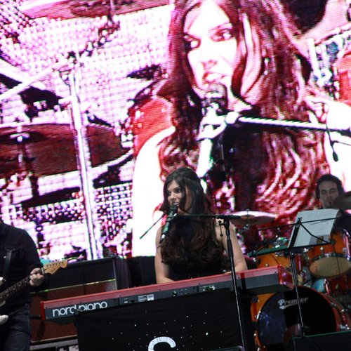 7-paula-seling-concert-in-memoriam-amy-winehouse-bucuresti-4
