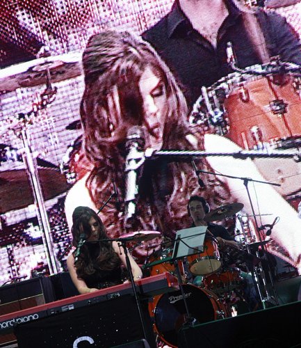 7-paula-seling-concert-in-memoriam-amy-winehouse-bucuresti-5
