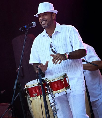 havana-latin-band-2