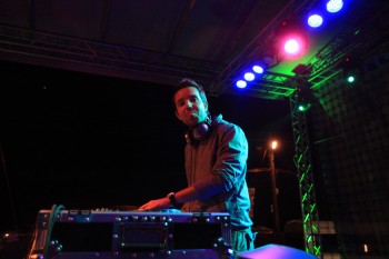 huli-buli-peninsula-2011-talent-stage-4