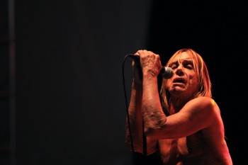 iggy-and-the-stooges-concert-peninsula-2011-tuborg-main-stage-10