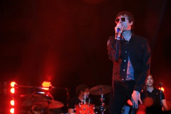 kasabian-concert-peninsula-2011-tuborg-main-stage-24