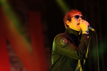 kasabian-concert-peninsula-2011-tuborg-main-stage-7