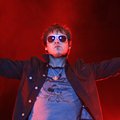 kasabian-live-peninsula-2011