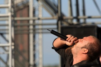 luna-amara-concert-peninsula-2011-tuborg-main-stage-8