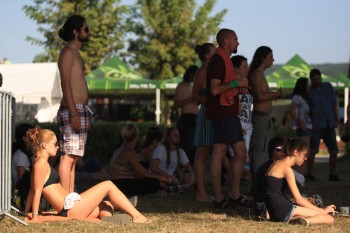 minimal-cold-concert-peninsula-2011-talent-stage-10