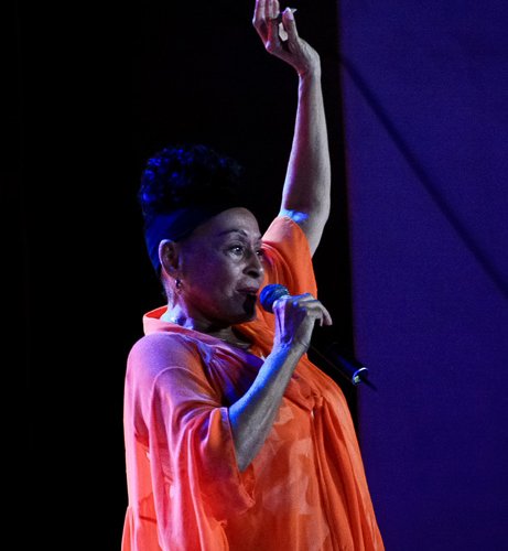 omara-portuondo-bucharest-2011-20