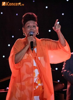 omara-portuondo-bucharest-2011-8