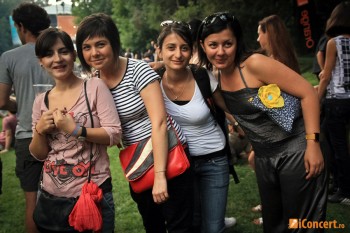 poze-public-la-summer-well-20110021