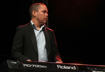 ska-cubano-concert-peninsula-2011-kiss-terace-11