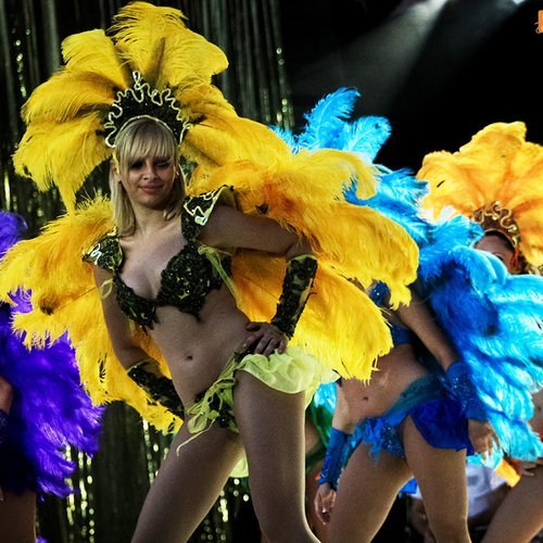 tropical-dance-crew-10