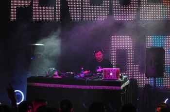 pendulum-dj-set-the-silver-church-bacardi-21