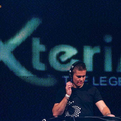 3-radion6-arenele-romane-bucuresti-xteria-2011-12