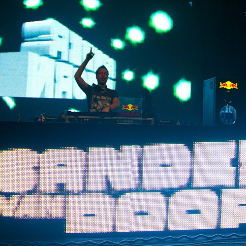 4-sander-van-doorn-arenele-romane-bucuresti-xteria-2011-5