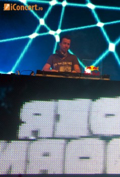 4-sander-van-doorn-arenele-romane-bucuresti-xteria-2011-8